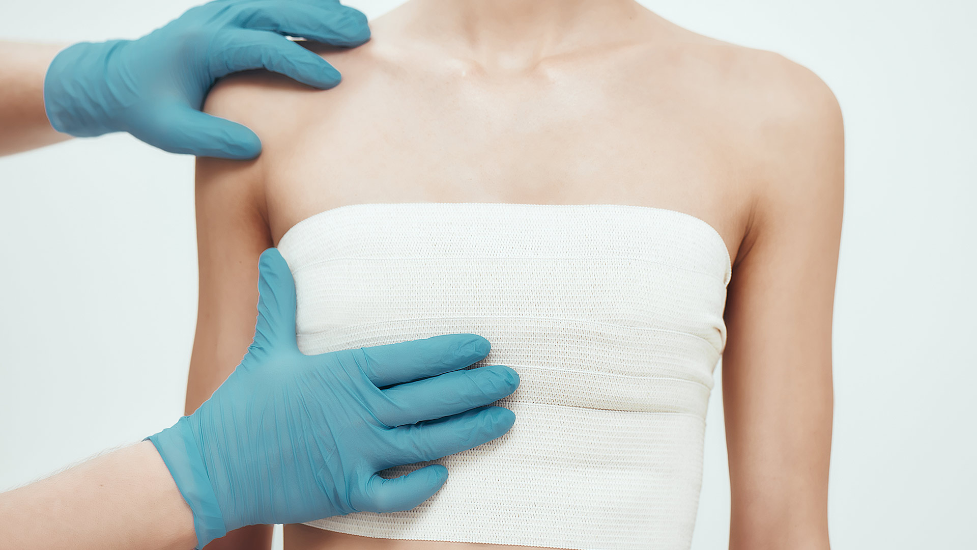 Breast Augmentation vs. Breast Lift: Which One is Right For Me?